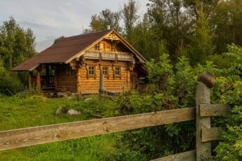 Нужно ли регистрировать баню на своем земельном участке?