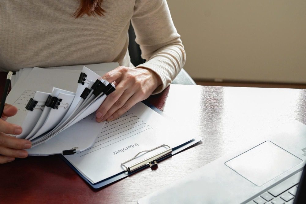 Кому положена компенсация на школьную форму? 7 Кому положена компенсация на школьную форму?