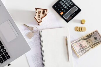 Должно ли государство помогать валютным ипотечникам?