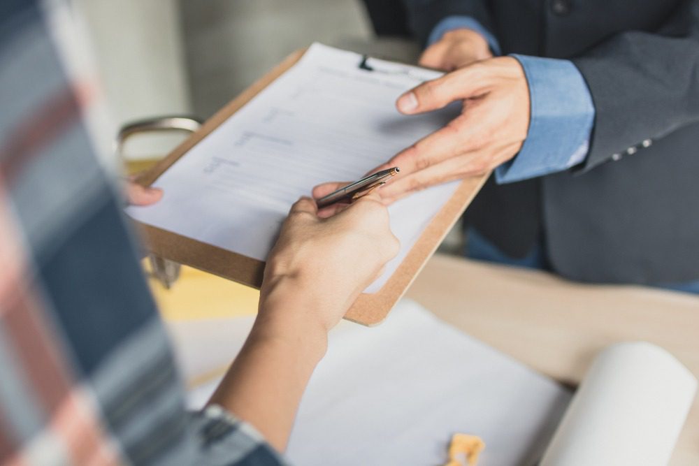 Увольнение во время больничного - что нужно знать?