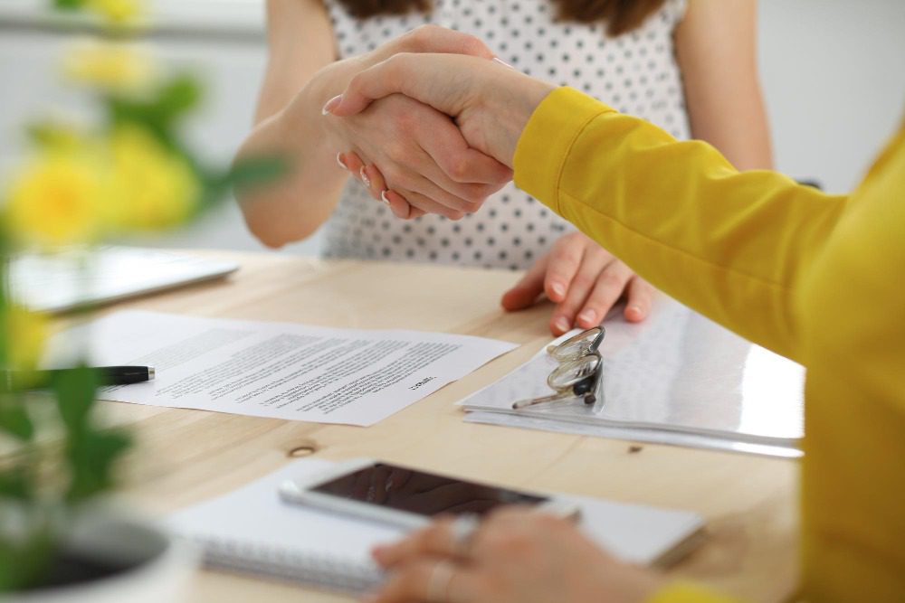 Предварительный договор купли-продажи с задатком: образец [year] года